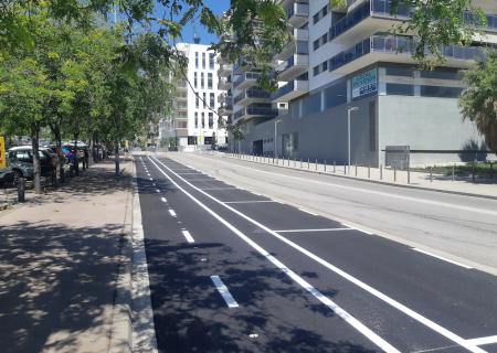L'Ajuntament reordena el carrer Fontsanta mantenint la dotació d'aparcaments i millorant la seguretat viària