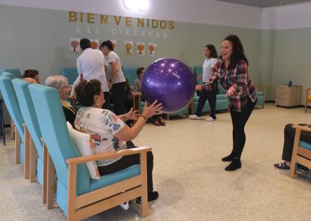 El centre de dia per a la gent gran amb dependència ja atén les primeres persones usuàries