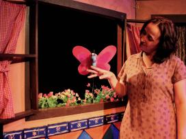Espectacle infantil: Embolicant la troca, el vestit nou de l'emperador