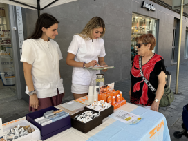 L'Ajuntament i les farmàcies fan una campanya de prevenció del càncer de pell