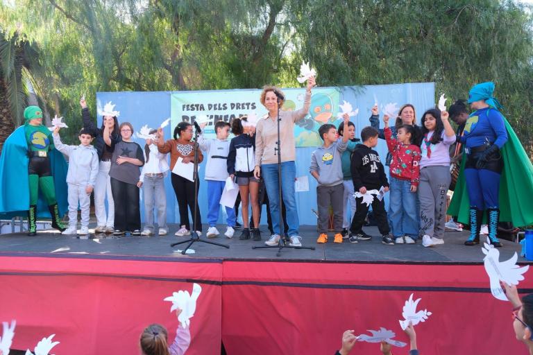 Sant Joan Despí celebra una festa per reivindicar els drets dels infants