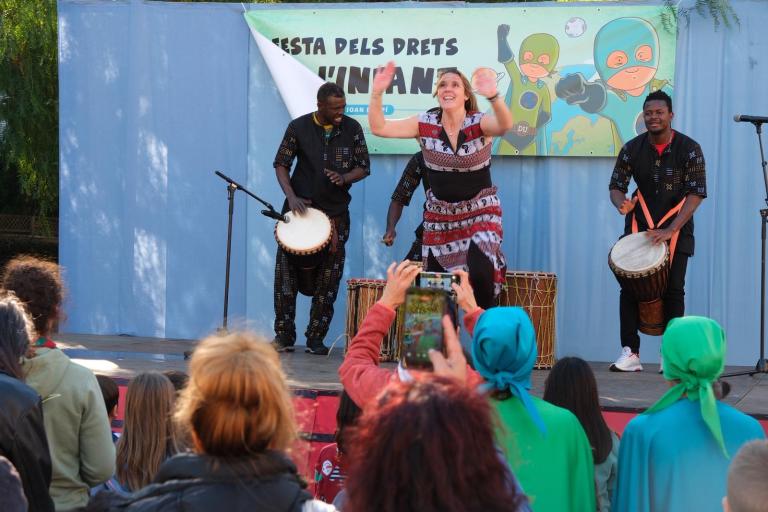 Sant Joan Despí celebra una festa per reivindicar els drets dels infants