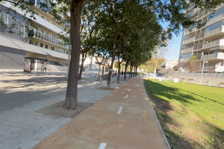 El carril bici de l'avinguda Onze de Setembre i carrer Major, a les Begudes, Premi RedBici 2025 a millor infraestructura ciclista urbana