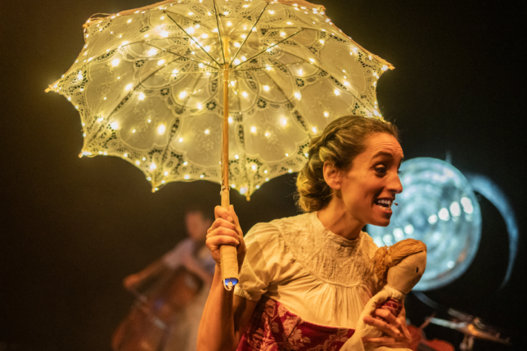 Teatre per a nadons i petita infància: 'Lumiero'