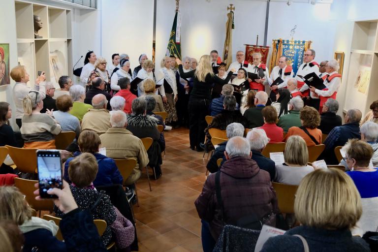 Actuació de Cor de Flora