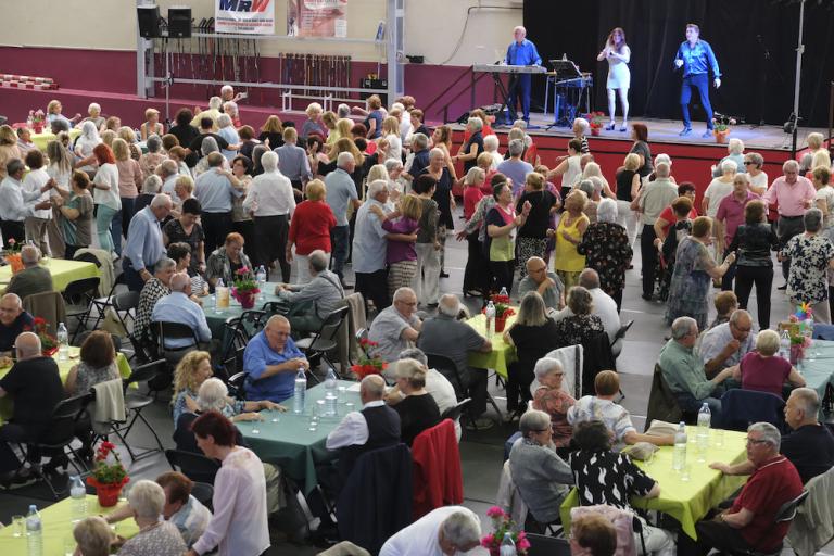 Berenar de la gent gran