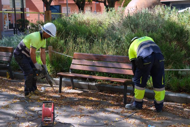Comencen les obres de reurbanització de la plaça de Maria Aurèlia Capmany