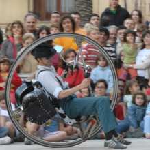 Espectacle familiar: El professor Karoli, l'home roda