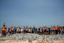 Cafè col·loqui: 'Plastic punch: la lluita contra el plàstic a Ghana'