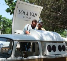Lola van vermut musical familiar
