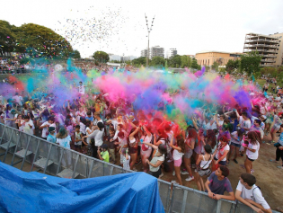 La Festa Holi, una opción colorida para el úlitmo día de fiesta