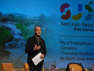 El físico y meteorólogo de TV3, Tomàs Molina, ha conducido el acto de presentación del Pla Sant Joan Despí por el Clima