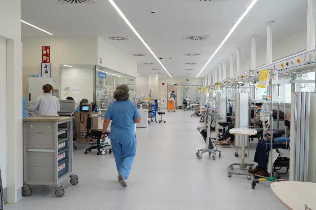L’Hospital de Sant Joan Despí estrena un nou hospital de dia amb més espai per a l’assistènciav
